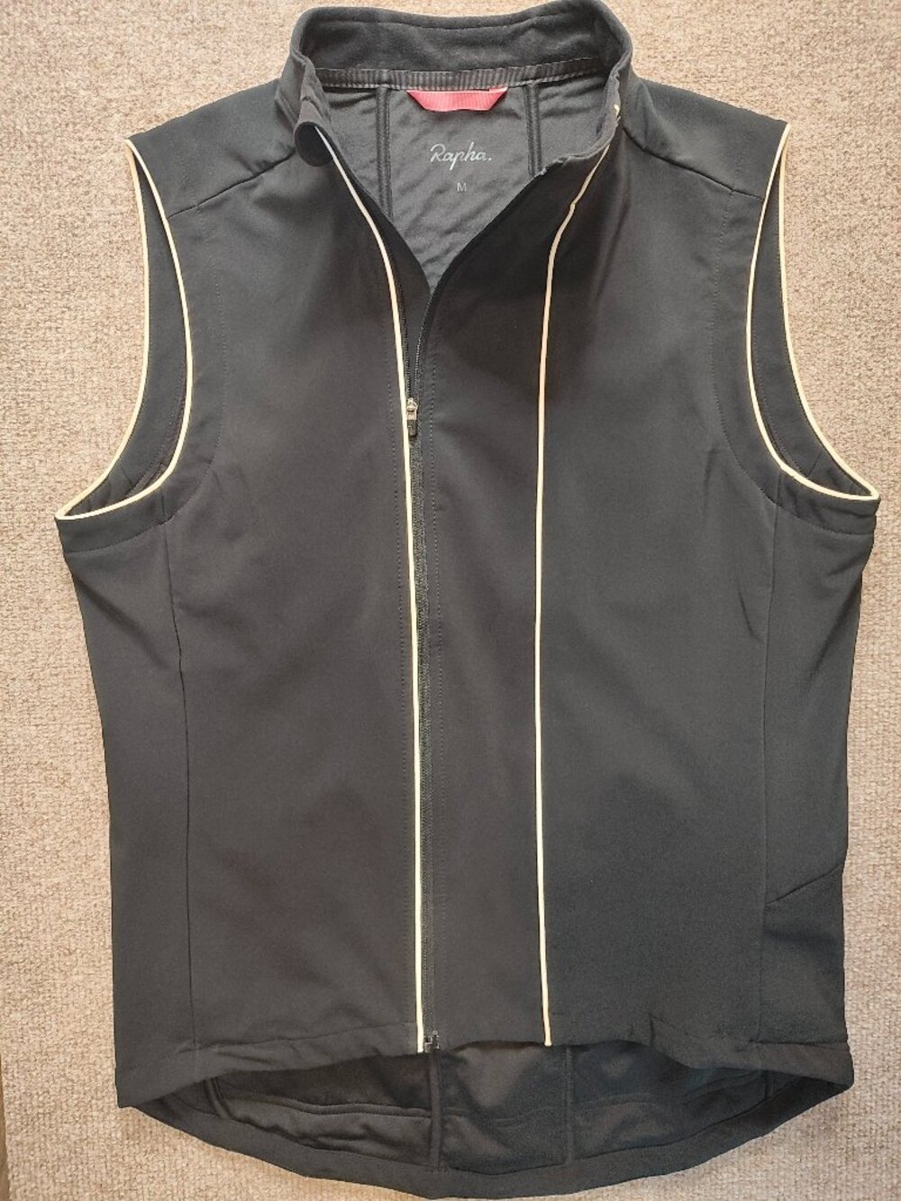 Rapha Classic Softshell Gilet - Men's Medium (Rare)